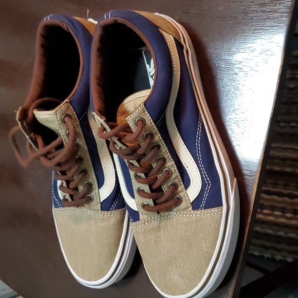 Vans shoes size 8 men or size 10 women - Picture 3 of 4